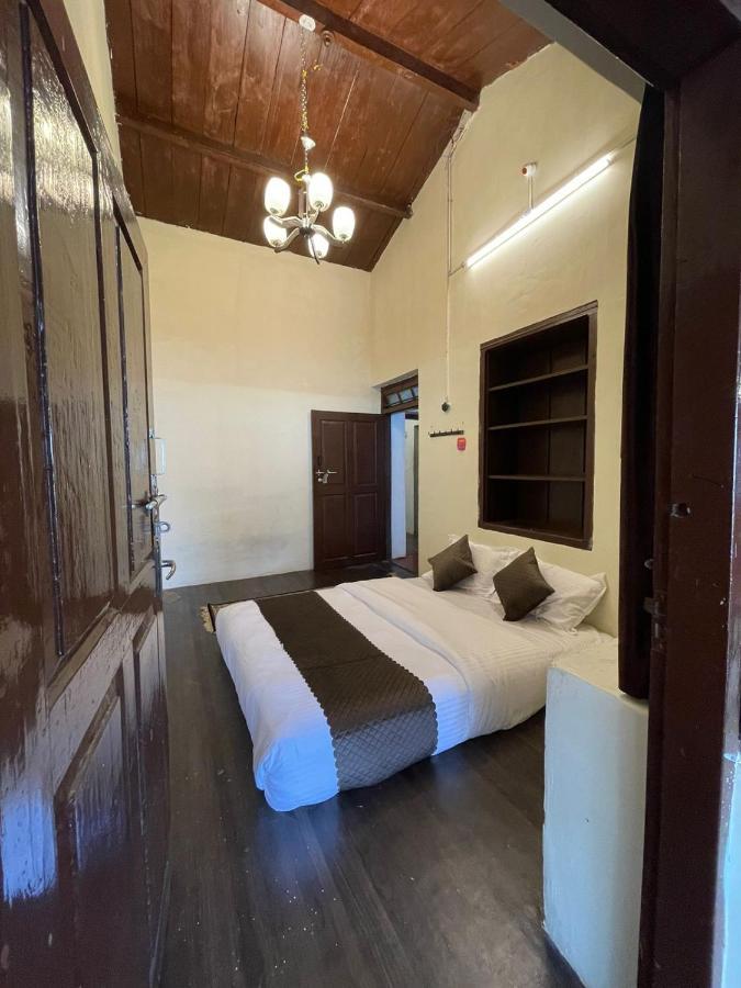 Sandy Holiday Home 5 Bhk Ooty Eksteriør billede